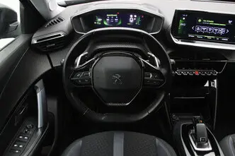 Peugeot 2008, 1.5, 96 kW, diesel, automatic, front-wheel drive