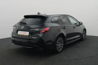 Toyota Corolla, 2.0, 112 kW, гибрид, автомат, передний привод