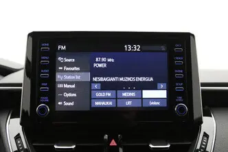 Toyota Corolla, 2.0, 112 kW, гибрид, автомат, передний привод