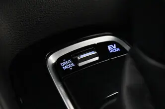 Toyota Corolla, 2.0, 112 kW, гибрид, автомат, передний привод