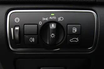 Volvo V60, 2.4, 158 kW, plug-in hybrid, automatic, four-wheel drive