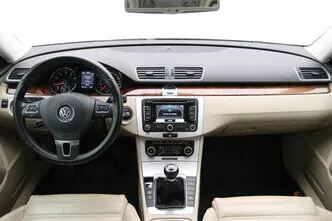 Volkswagen Passat, 2.0, 155 kW, бензин, механическая, передний привод