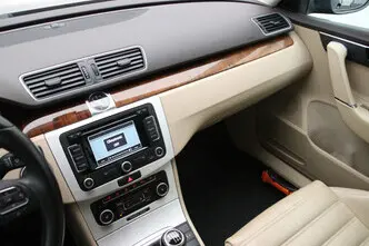 Volkswagen Passat, 2.0, 155 kW, бензин, механическая, передний привод