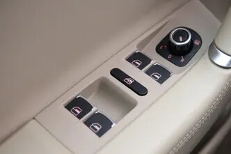 Volkswagen Passat, 2.0, 155 kW, бензин, механическая, передний привод