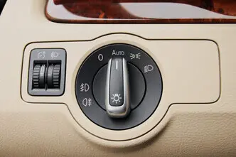 Volkswagen Passat, 2.0, 155 kW, бензин, механическая, передний привод