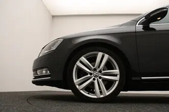 Volkswagen Passat, 2.0, 155 kW, бензин, механическая, передний привод