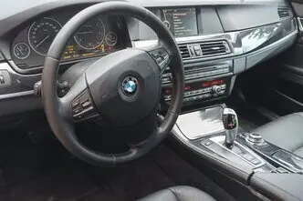 BMW 520, 2.0, 135 kW, diisel, automaat, tagavedu