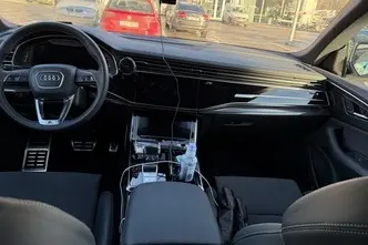 Audi Q8, 3.0, 250 kW, hybrid, automatic, four-wheel drive