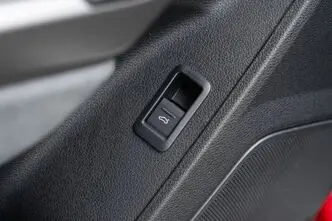 Audi Q3, 2.0, 110 kW, diisel, automaat, esivedu