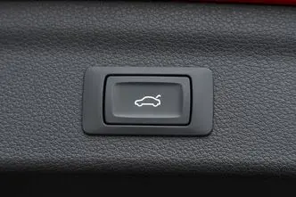 Audi Q3, 2.0, 110 kW, diisel, automaat, esivedu