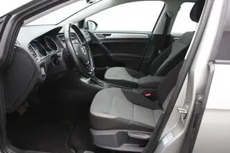 Volkswagen Golf, 85 kW, electric, automatic, front-wheel drive