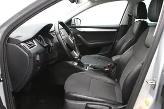 Škoda Octavia, 1.6, 85 kW, diisel, automaat, esivedu