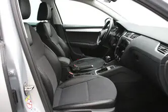 Škoda Octavia, 1.6, 85 kW, diisel, automaat, esivedu