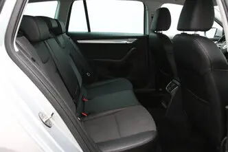 Škoda Octavia, 1.6, 85 kW, diisel, automaat, esivedu