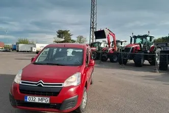 Citroën Berlingo, 1.6, 68 kW, diesel, manual, four-wheel drive