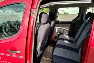 Citroën Berlingo, 1.6, 68 kW, diesel, manual, four-wheel drive