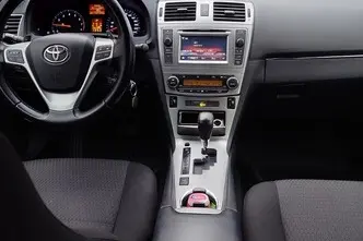 Toyota Avensis, 1.8, 108 kW, bensiin, automaat, esivedu