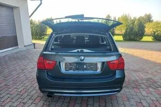 BMW 320, 2.0, 105 kW, bensiin, manuaal, tagavedu