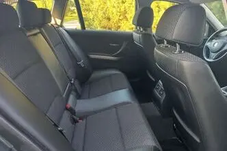 BMW 320, 2.0, 105 kW, bensiin, manuaal, tagavedu