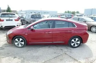 Hyundai IONIQ, 1.6, 103 kW, подключаемый гибрид, автомат, передний привод