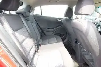 Hyundai IONIQ, 1.6, 103 kW, подключаемый гибрид, автомат, передний привод