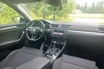 Škoda Superb, 2.0, 140 kW, diesel, automatic, front-wheel drive