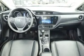 Toyota Auris Touring Sports, 1.6, 82 kW, diisel, manuaal, esivedu