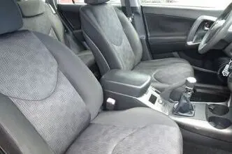 Toyota RAV4, 2.2, 110 kW, diisel, manuaal, nelikvedu