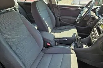 Volkswagen Golf, 1.6, 75 kW, petrol, manual, front-wheel drive