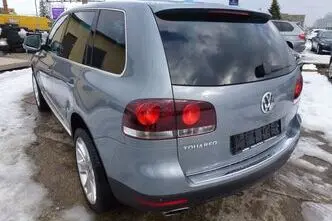 Volkswagen Touareg, 4.9, 230 kW, diesel, automatic, four-wheel drive