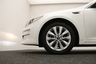 Kia Optima, 1.7, 104 kW, diesel, automatic, front-wheel drive