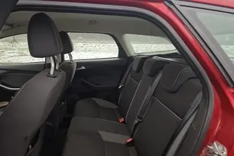 Ford Focus, 1.6, 77 kW, бензин, механическая, передний привод