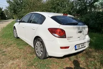 Chevrolet Cruze, 1.6, 91 kW, petrol, manual, front-wheel drive