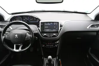 Peugeot 2008, 1.2, 81 kW, petrol, manual, front-wheel drive
