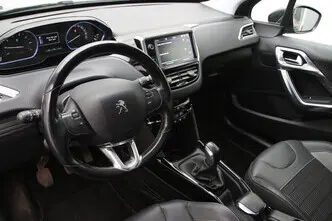 Peugeot 2008, 1.2, 81 kW, petrol, manual, front-wheel drive