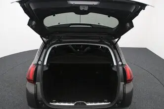 Peugeot 2008, 1.2, 81 kW, petrol, manual, front-wheel drive