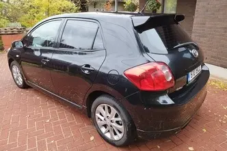 Toyota Auris, 1.6, 91 kW, petrol, manual, front-wheel drive