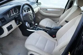 Mercedes-Benz B 200, 2.0, 103 kW, дизель, автомат, передний привод