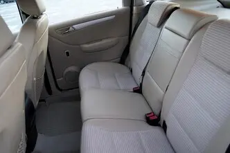 Mercedes-Benz B 200, 2.0, 103 kW, дизель, автомат, передний привод