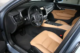 Volvo V90 Cross Country, 2.0, 173 kW, diesel, automatic, four-wheel drive