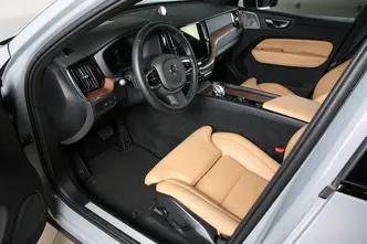 Volvo XC60, 2.0, 335 kW, pistikhübriid, automaat, nelikvedu