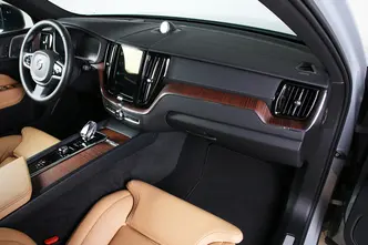 Volvo XC60, 2.0, 335 kW, pistikhübriid, automaat, nelikvedu