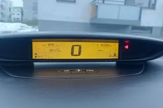 Citroën C4, бензин, автомат, передний привод