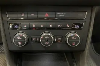 SEAT Leon, 1.4, 81 kW, бензин, автомат, передний привод