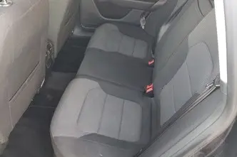 Volkswagen Passat, 1.6, 77 kW, diisel, automaat, esivedu