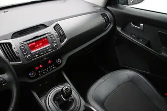 Kia Sportage, 1.6, 99 kW, бензин, механическая, передний привод