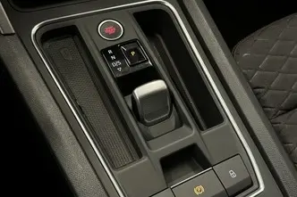 SEAT Leon, 1.5, 110 kW, гибрид, автомат, передний привод