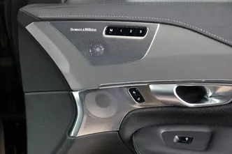 Volvo XC90, 2.0, 183 kW, гибрид, автомат, полный привод