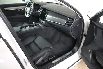 Volvo S90, 2.0, 183 kW, гибрид, автомат, полный привод