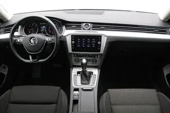 Volkswagen Passat, 1.6, 88 kW, diesel, automatic, front-wheel drive